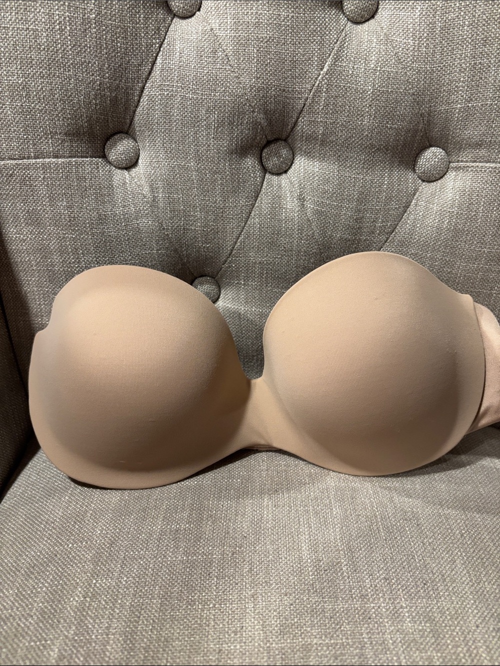 Warner’s Strapless Nude Everyday Seamless 34B
